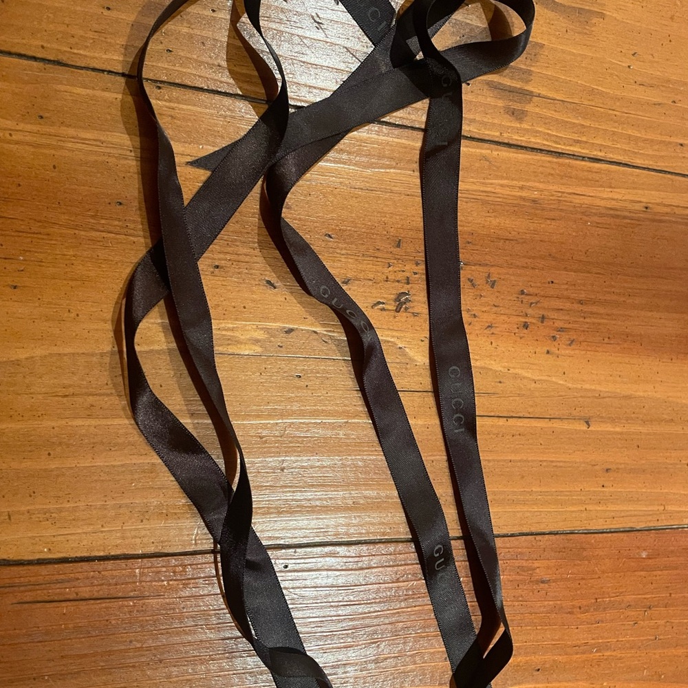 Gucci Ribbon - Picture 2 of 4